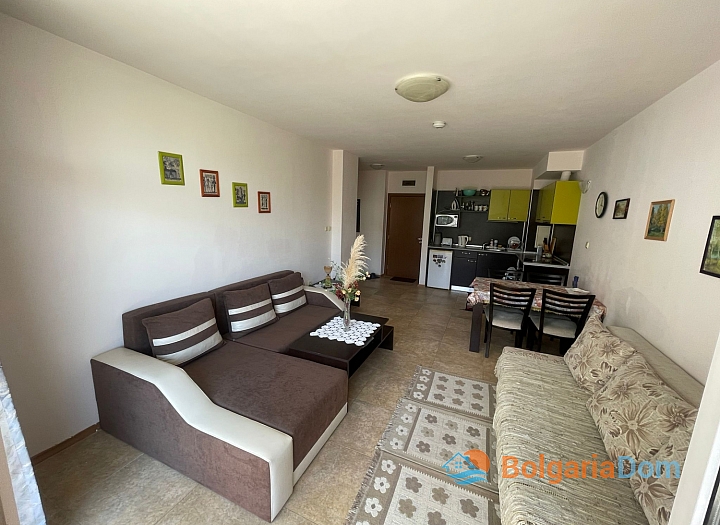 Zweizimmerwohnung in einer schönen Anlage an der Küste. Foto 3