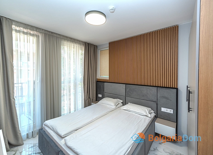 Stilvolle Zweizimmerwohnung in einem neuen Luxuskomplex an der Küste. Foto 4