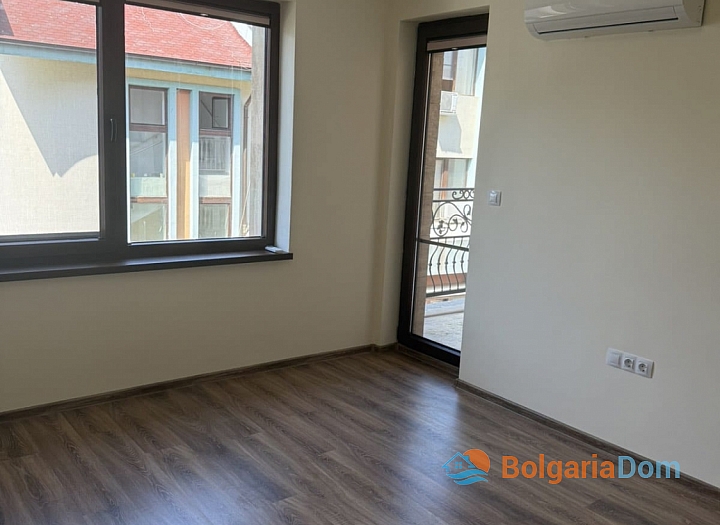 Two-room apartment on the first coastline in Nessebar. Photo 6