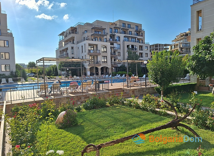 Stylish apartment in a beautiful complex 200 meters from the sea. Photo 7