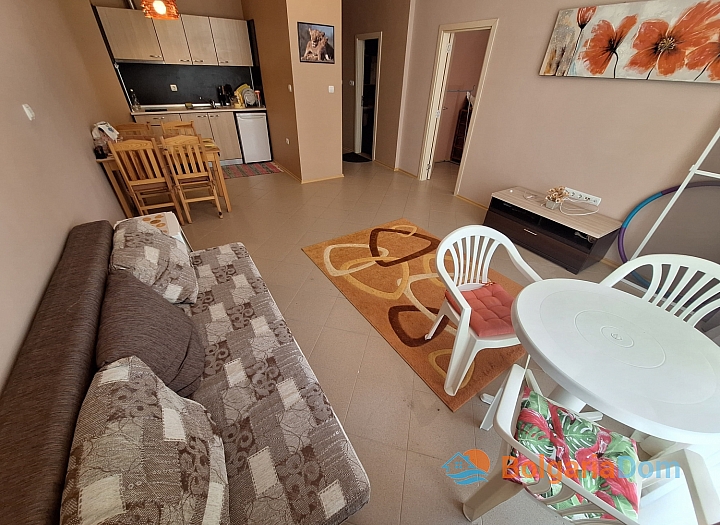 Gemütliche Zweizimmerwohnung mit Terrasse in einer ausgezeichneten Anlage. Foto 3