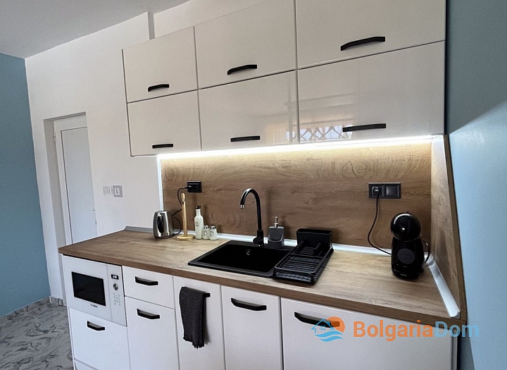 Уютная студию  у моря в комплексе Sol e Mar. Фото 3