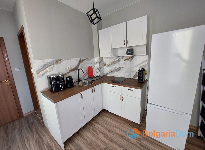 Stylish studio in a large family complex on the coast. Photo 5