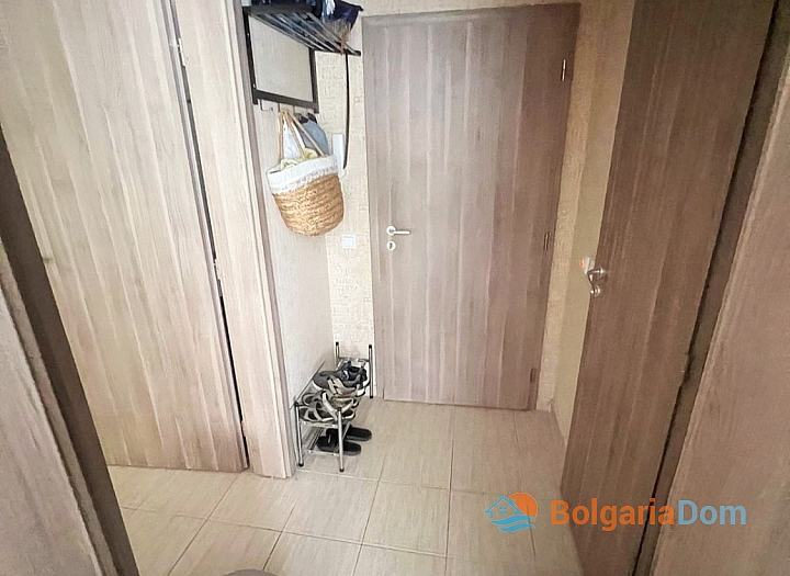 Two-room apartment with a courtyard in a beautiful complex. Photo 11