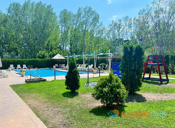 Two-room apartment with a courtyard in a beautiful complex. Photo 9