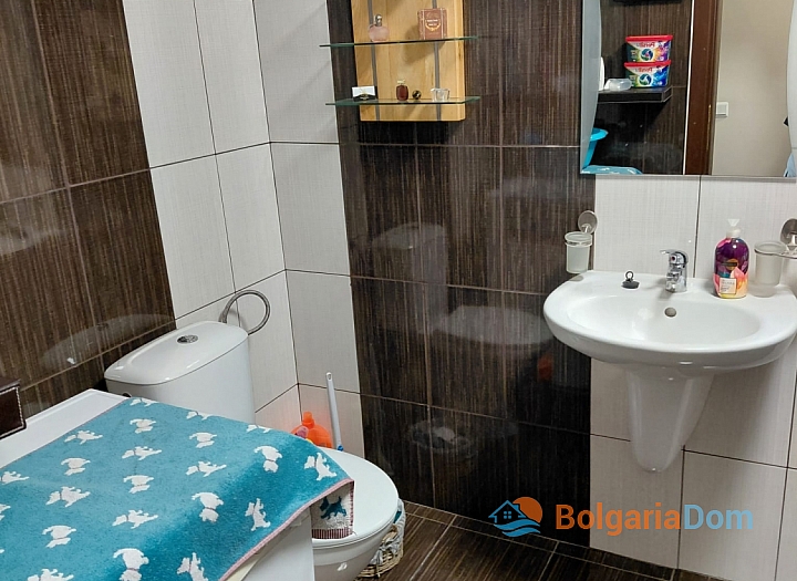 Große Wohnung mit Meerblick in Sveti Vlas. Foto 12
