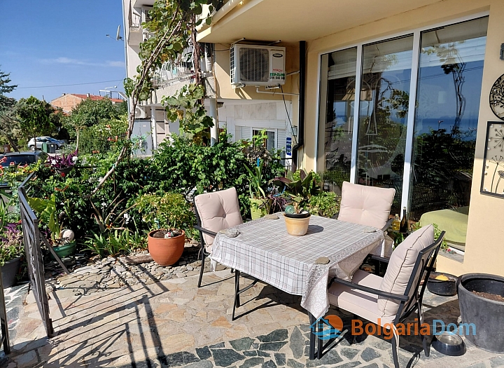 Große Wohnung mit Meerblick in Sveti Vlas. Foto 8