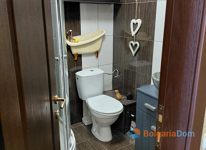 Große Wohnung mit Meerblick in Sveti Vlas. Foto 13