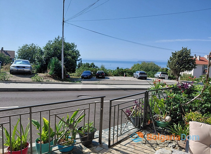Große Wohnung mit Meerblick in Sveti Vlas. Foto 1