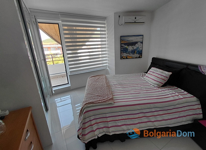 Krásný třípokojový byt na prvním pobřeží. Foto 6