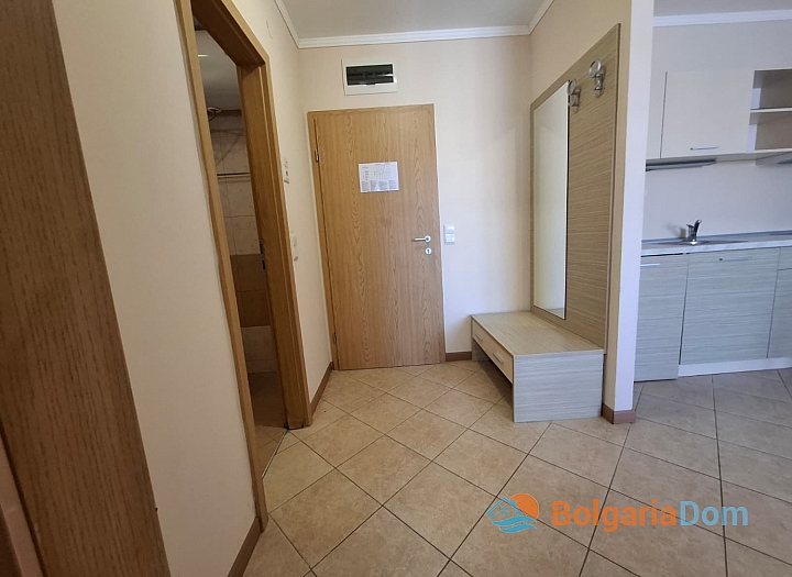 Zwei-Zimmer-Wohnung mit herrlichem Blick auf die Pools in einem Luxuskomplex. Foto 15