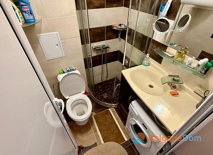 Квартира-студия в уютном комплексе в 100 метрах от моря. Фото 8 Квартира-студия в уютном комплексе в 100 метрах от моря. Фото 8