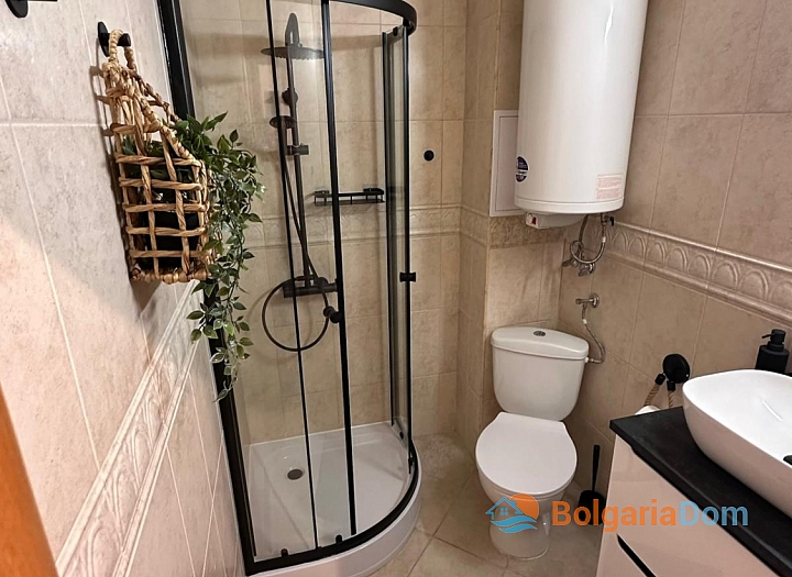 Стильна двокімнатна квартира у комплексі у Святому Власі. Фото 7