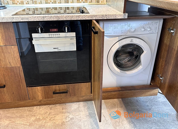 Стильна двокімнатна квартира у комплексі у Святому Власі. Фото 12