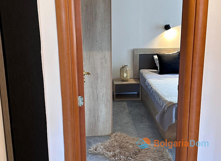 Стильна двокімнатна квартира у комплексі у Святому Власі. Фото 17