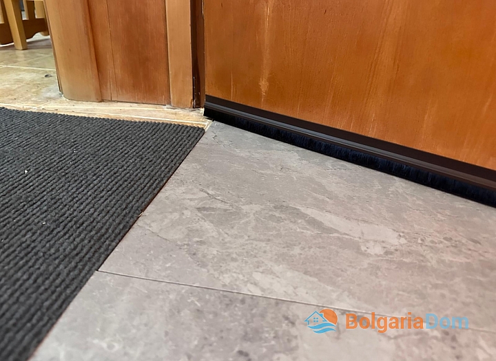 Стильна двокімнатна квартира у комплексі у Святому Власі. Фото 16