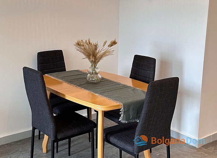 Стильна двокімнатна квартира у комплексі у Святому Власі. Фото 11