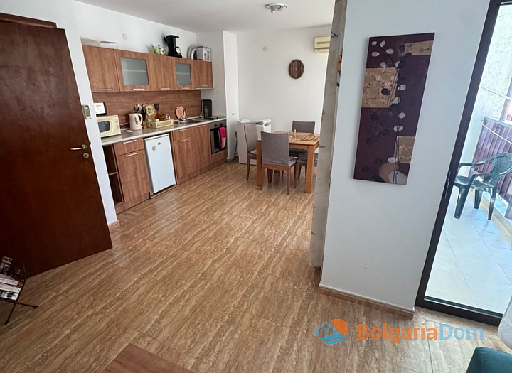 Двухкомнатная квартира с панорамным видом на море, первая линия. Фото 4