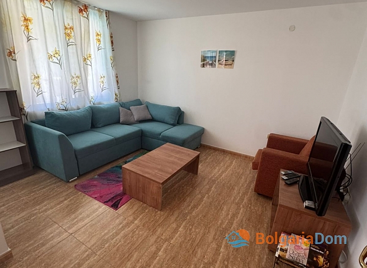 Двухкомнатная квартира с панорамным видом на море, первая линия. Фото 9