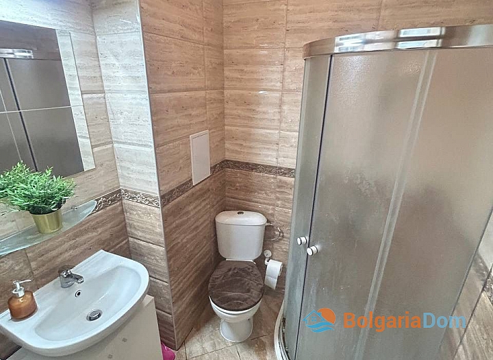 Stilvolles Studio in einer Luxusanlage. Foto 6