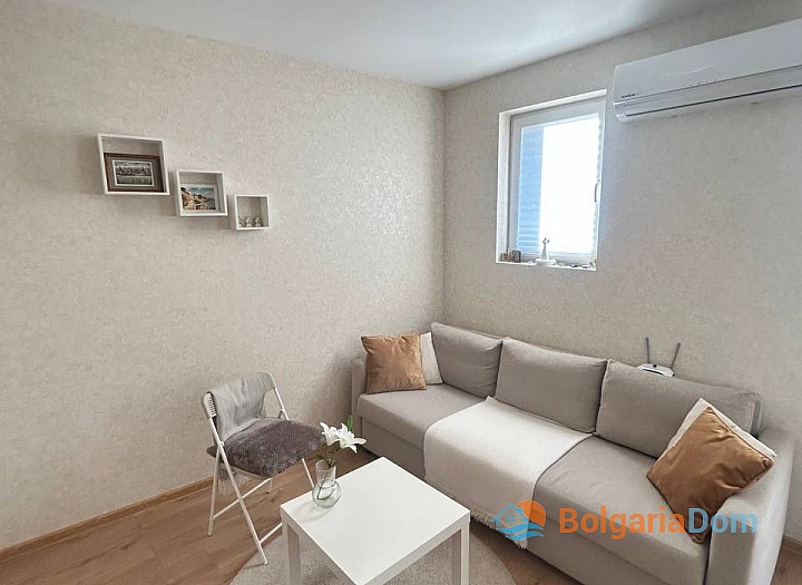 Stilvolles Studio in einer Luxusanlage. Foto 9