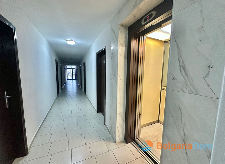 A stylish and cozy studio in the very center of the resort. Photo 9