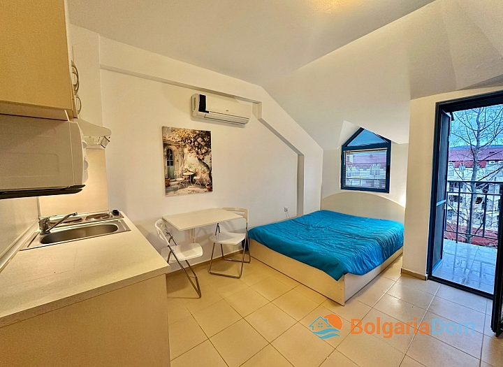 A stylish and cozy studio in the very center of the resort. Photo 12