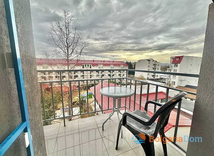 A stylish and cozy studio in the very center of the resort. Photo 5