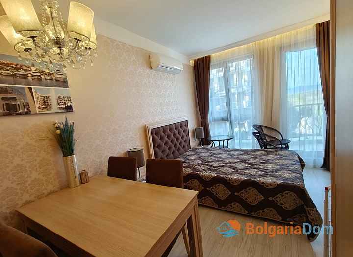 Schönes Studio in einer Premium-Anlage. Foto 2