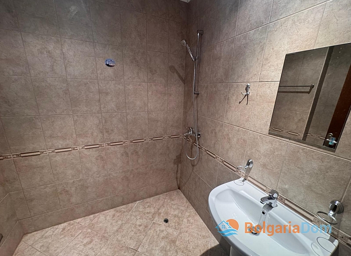 Просторная студия в 100 метрах от моря на Святом Власе. Фото 8 Просторная студия в 100 метрах от моря на Святом Власе. Фото 8