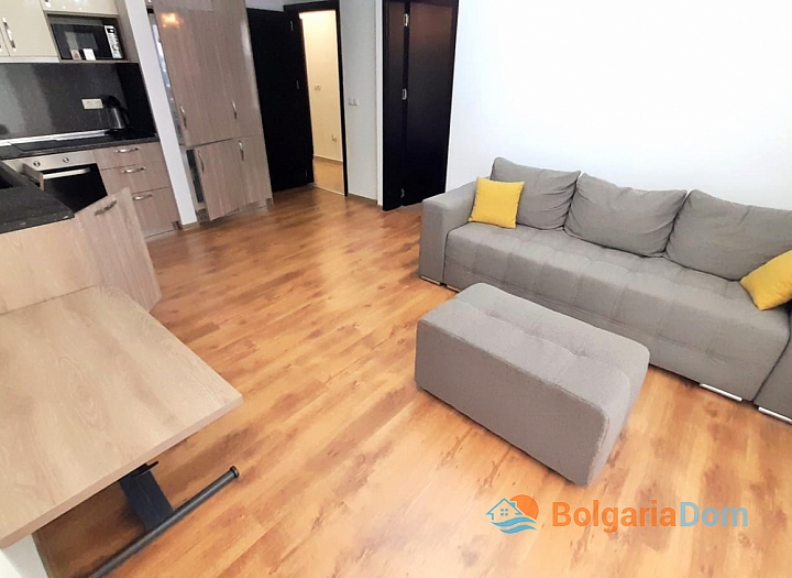 Trzypokojowy apartament na drugim brzegu Sveti Vlas. Zdjęcie 3 Trzypokojowy apartament na drugim brzegu Sveti Vlas. Zdjęcie 3
