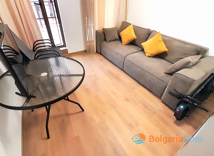 Trzypokojowy apartament na drugim brzegu Sveti Vlas. Zdjęcie 16 Trzypokojowy apartament na drugim brzegu Sveti Vlas. Zdjęcie 16