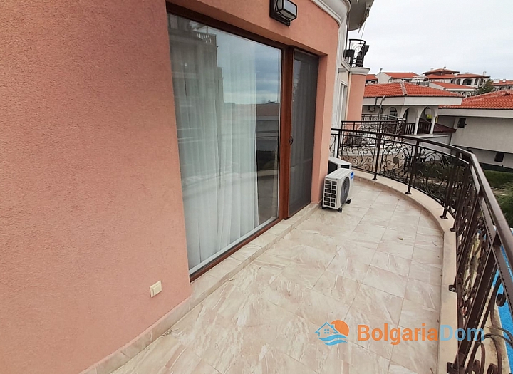 Trzypokojowy apartament na drugim brzegu Sveti Vlas. Zdjęcie 7 Trzypokojowy apartament na drugim brzegu Sveti Vlas. Zdjęcie 7