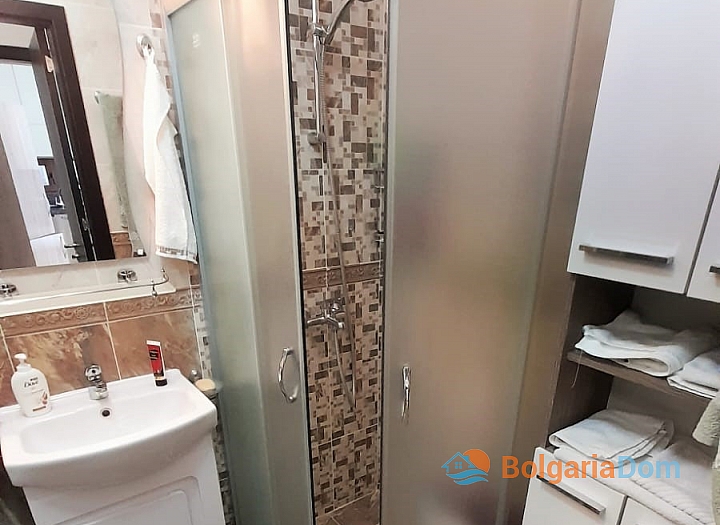 Trzypokojowy apartament na drugim brzegu Sveti Vlas. Zdjęcie 10 Trzypokojowy apartament na drugim brzegu Sveti Vlas. Zdjęcie 10