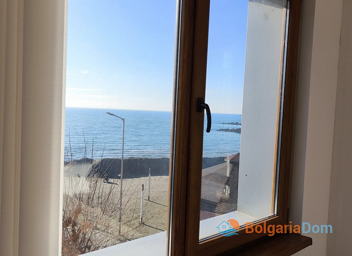 Large apartment with sea view on the first line. Photo 9 Large apartment with sea view on the first line. Photo 9