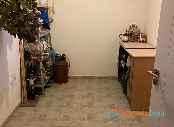 Трехэтажный дом с четырьмя спальнями в Равде. Фото 23