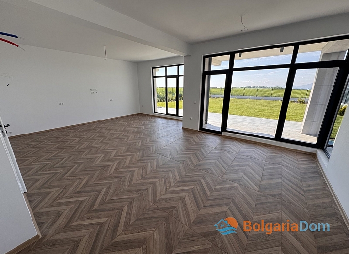 Samostatně stojící dům s výhledem na moře v Pomorie. Foto 3