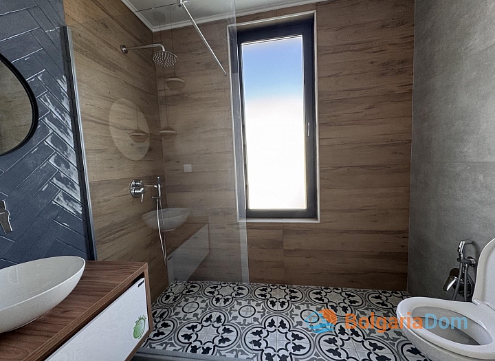 Samostatně stojící dům s výhledem na moře v Pomorie. Foto 7