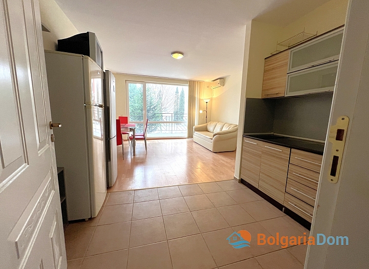 Простора квартира у великому хорошому комплексі. Фото 9