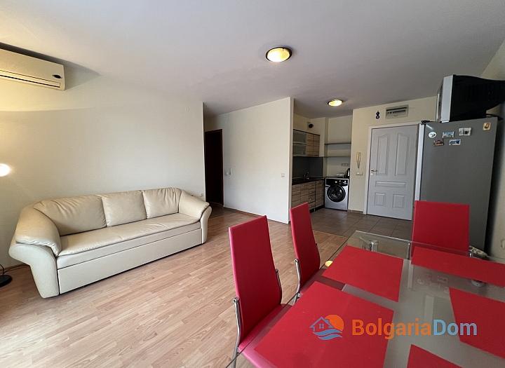 Простора квартира у великому хорошому комплексі. Фото 4