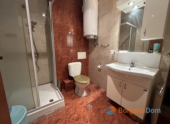 Простора квартира у великому хорошому комплексі. Фото 16