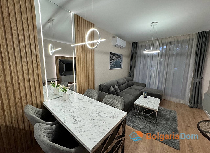 Просторная двухкомнатная квартира в комплексе класса Люкс. Фото 1