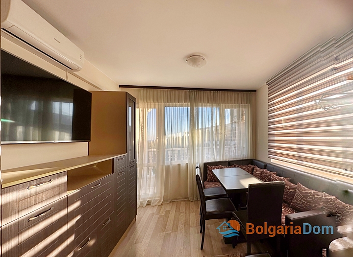 Three-room apartment in Nessebar. Photo 3