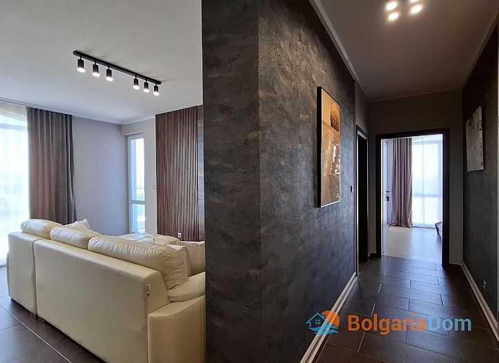 Stylowy i przestronny apartament trzypokojowy 300 metrów od morza w Nesebyrze. Zdjęcie 11