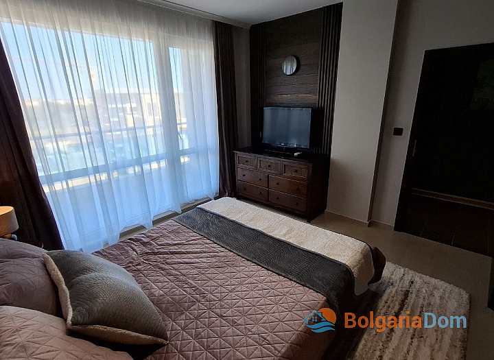 Stylowy i przestronny apartament trzypokojowy 300 metrów od morza w Nesebyrze. Zdjęcie 16