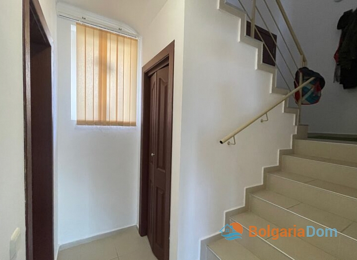 Nice house in a gated community!. Photo 7