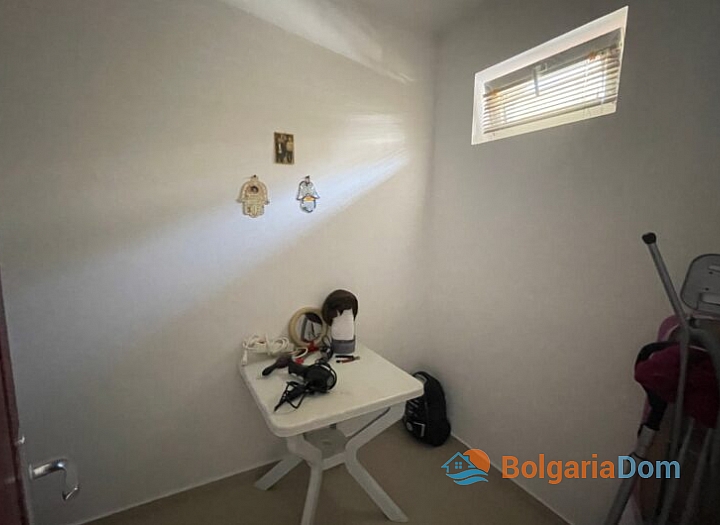 Nice house in a gated community!. Photo 9