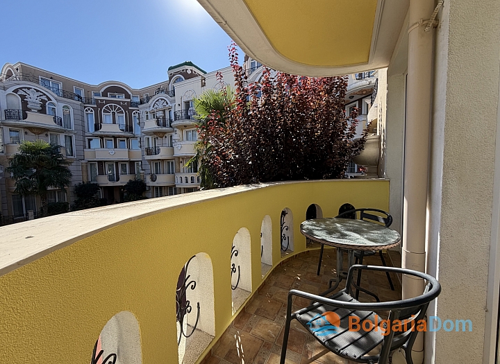 Apartament z widokiem na basen w pięknym kompleksie. Zdjęcie 17