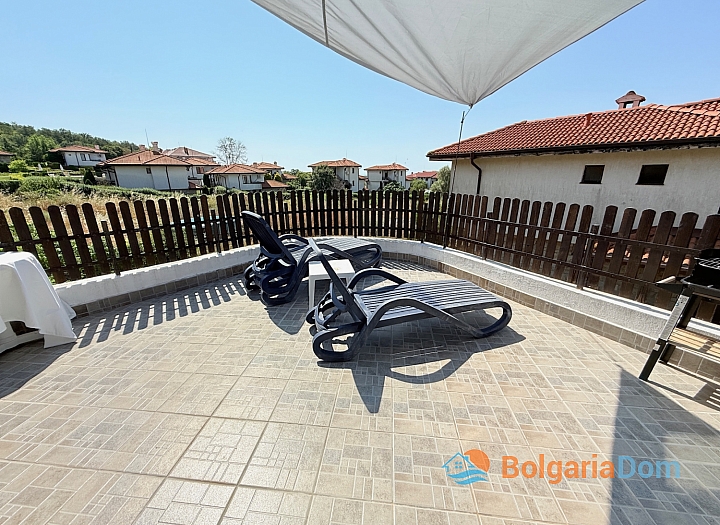 Дом с тремя спальнями в большом коттеджном комплексе. Фото 16