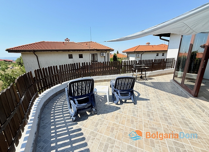 Дом с тремя спальнями в большом коттеджном комплексе. Фото 17